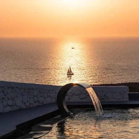 Hotel Serenita Luxury Akrotiri (Santorini)