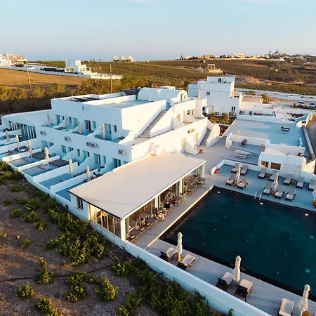 Serenita Luxury Hotel 4*