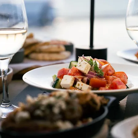 Hotel Serenita Luxury Akrotiri (Santorini)