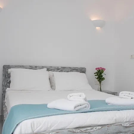 Serenita Luxury Hotel Akrotiri (Santorini)