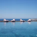 فندق Serenita Luxury 4*