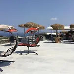 فندق Serenita Luxury Akrotírion
