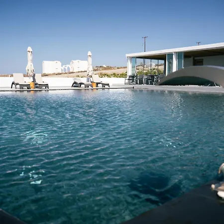 Serenita Luxury Hotell Akrotírion
