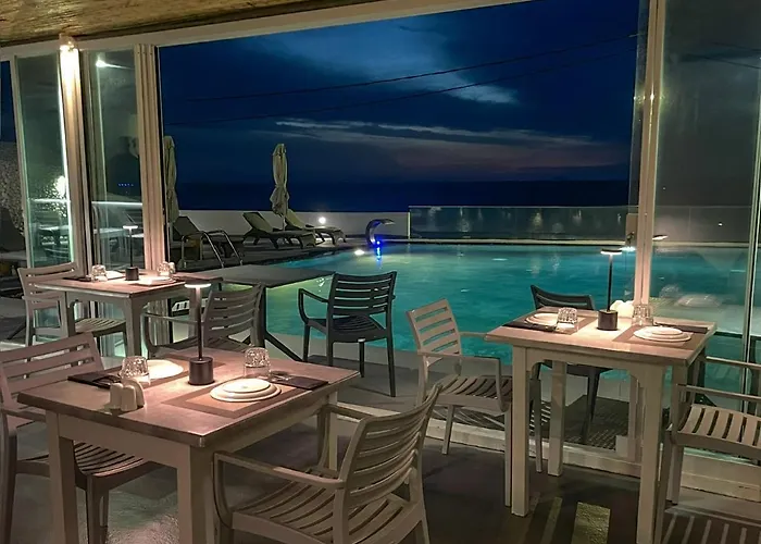 酒店 Serenita Luxury 4*