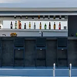 Serenita Luxury 4* Akrotírion