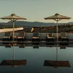 Serenita Luxury מלון Akrotírion