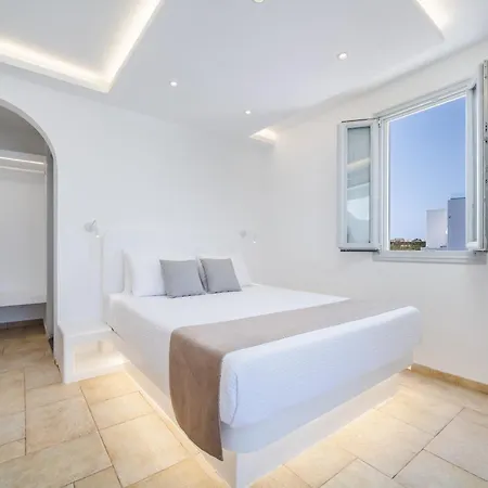 Serenita Luxury Hotel Akrotiri (Santorini)