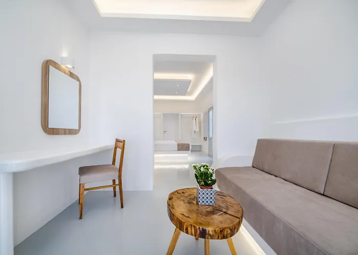 Hotel Serenita Luxury Akrotiri (Santorini)