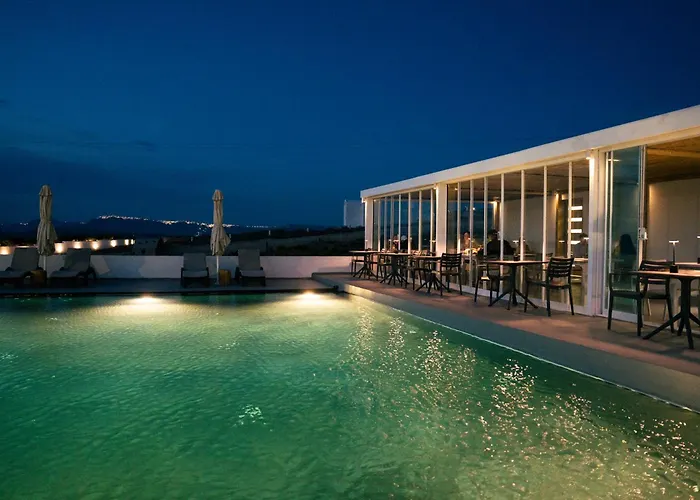 Hotel Serenita Luxury Akrotiri (Santorini)