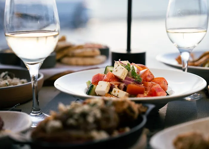 Hotel Serenita Luxury Akrotiri (Santorini)